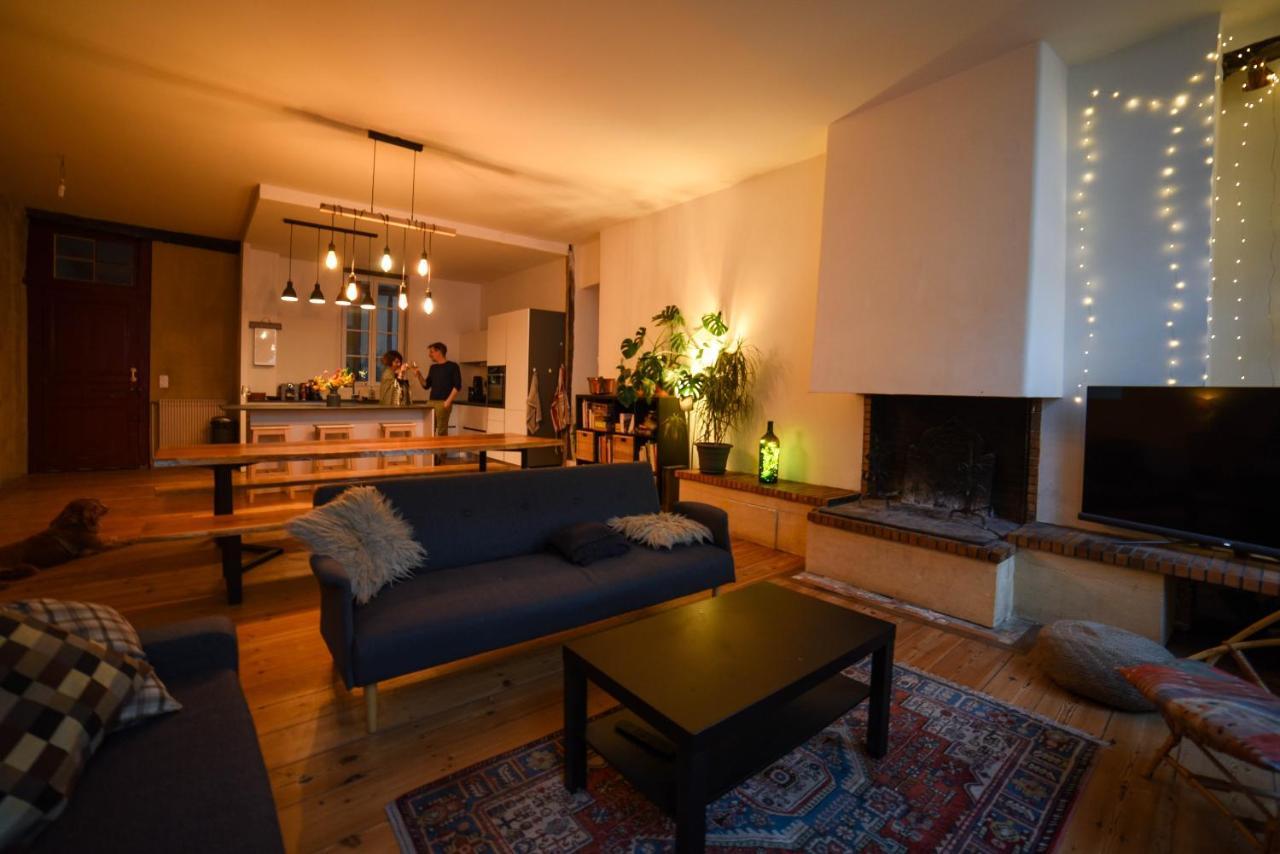 Amani Hostel Ла-Реоль Экстерьер фото