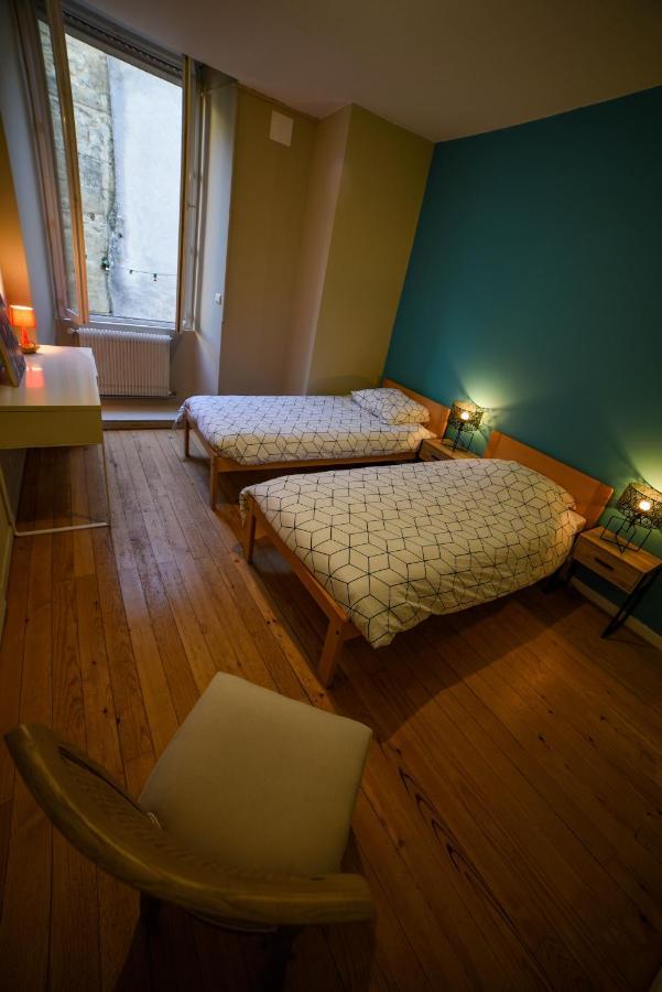 Amani Hostel Ла-Реоль Экстерьер фото